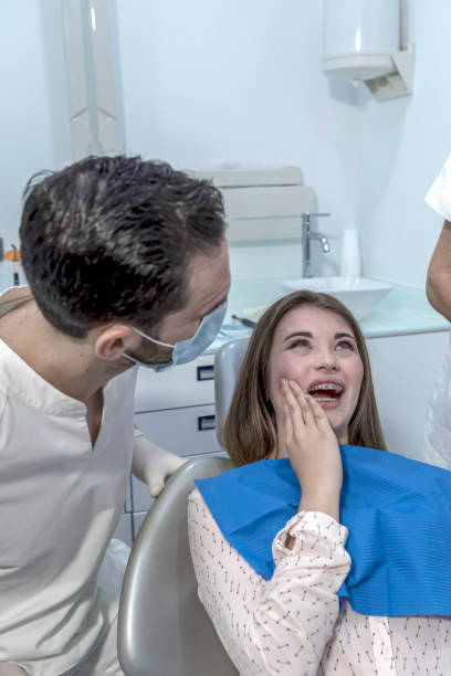 Best Emergency Dentist for Knocked-Out Tooth in Bel Nor, MO